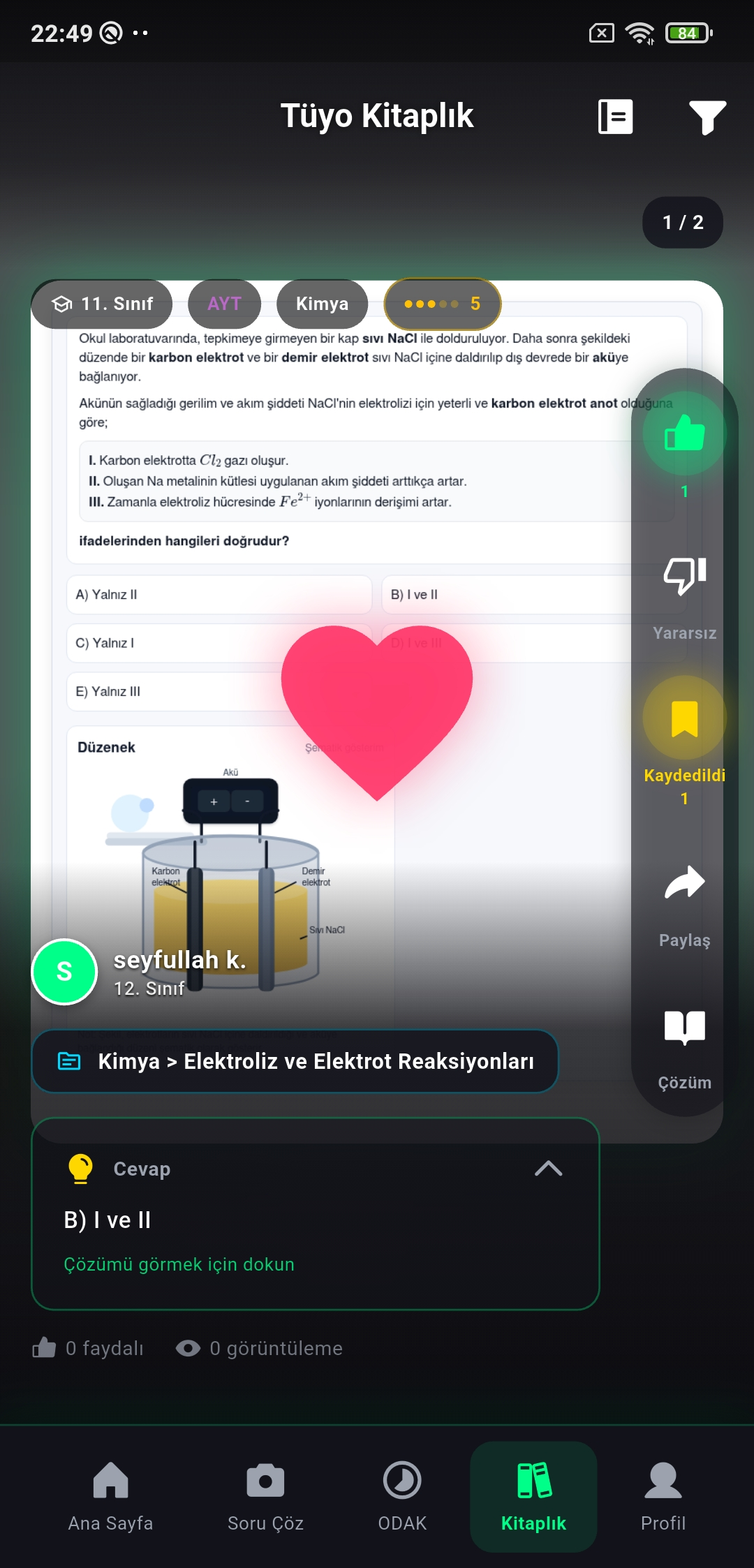 TÜYO keşfet akışında soru beğenme, like ve etkileşim ekranı