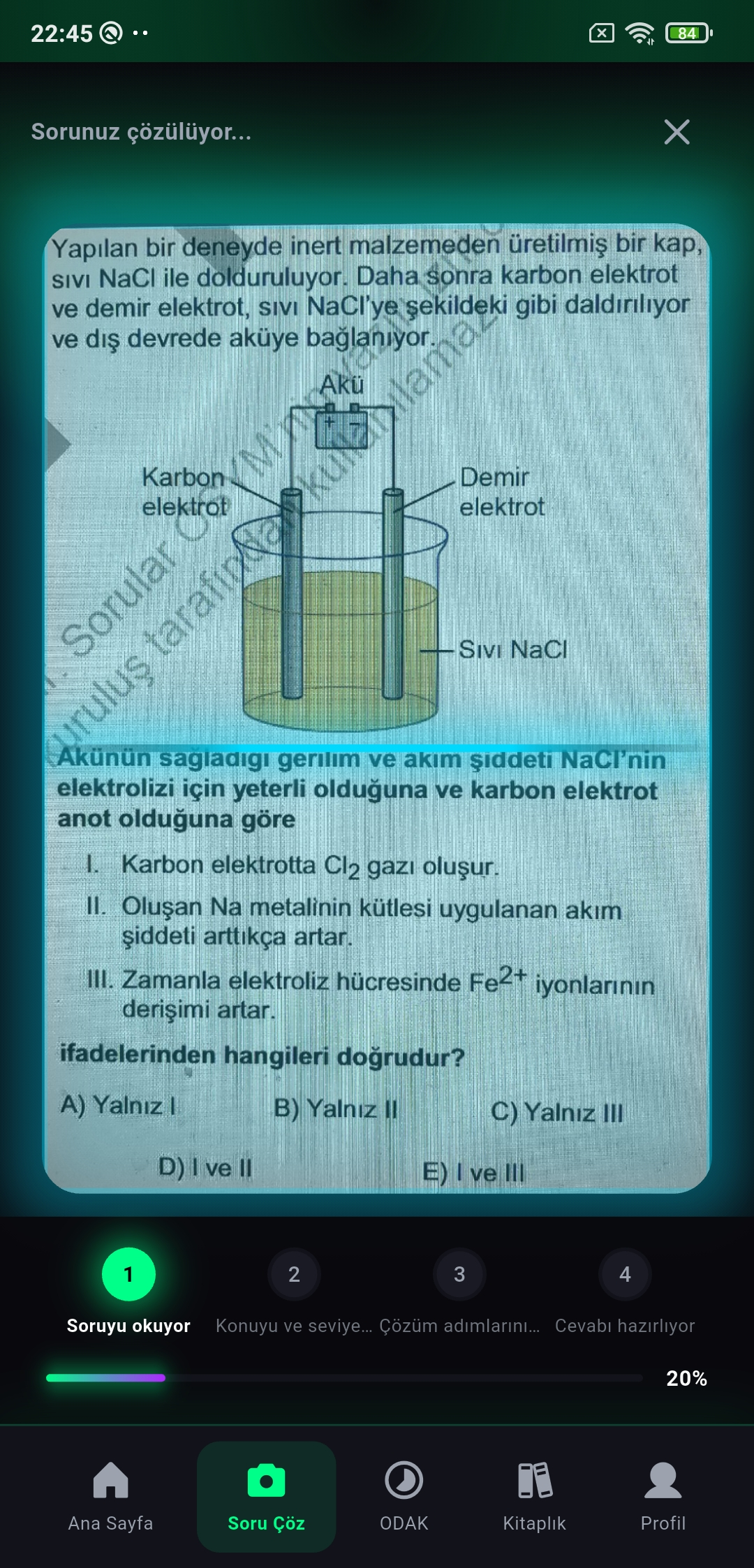 TÜYO'nun soruyu arka planda çözdüğü süreç ekranı, AI soru çözüm motoru